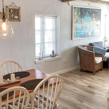 Beautiful In Snderborg With Wifi And 2 Bedrooms 2 Holiday home *